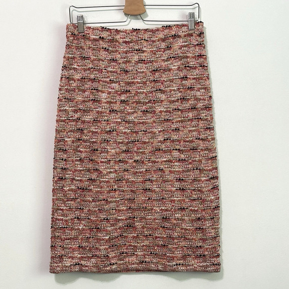 St. John Soft Tweed Eyelash Pencil Skirt 10 Pink Nubby Designer Party Career - Picture 1 of 8